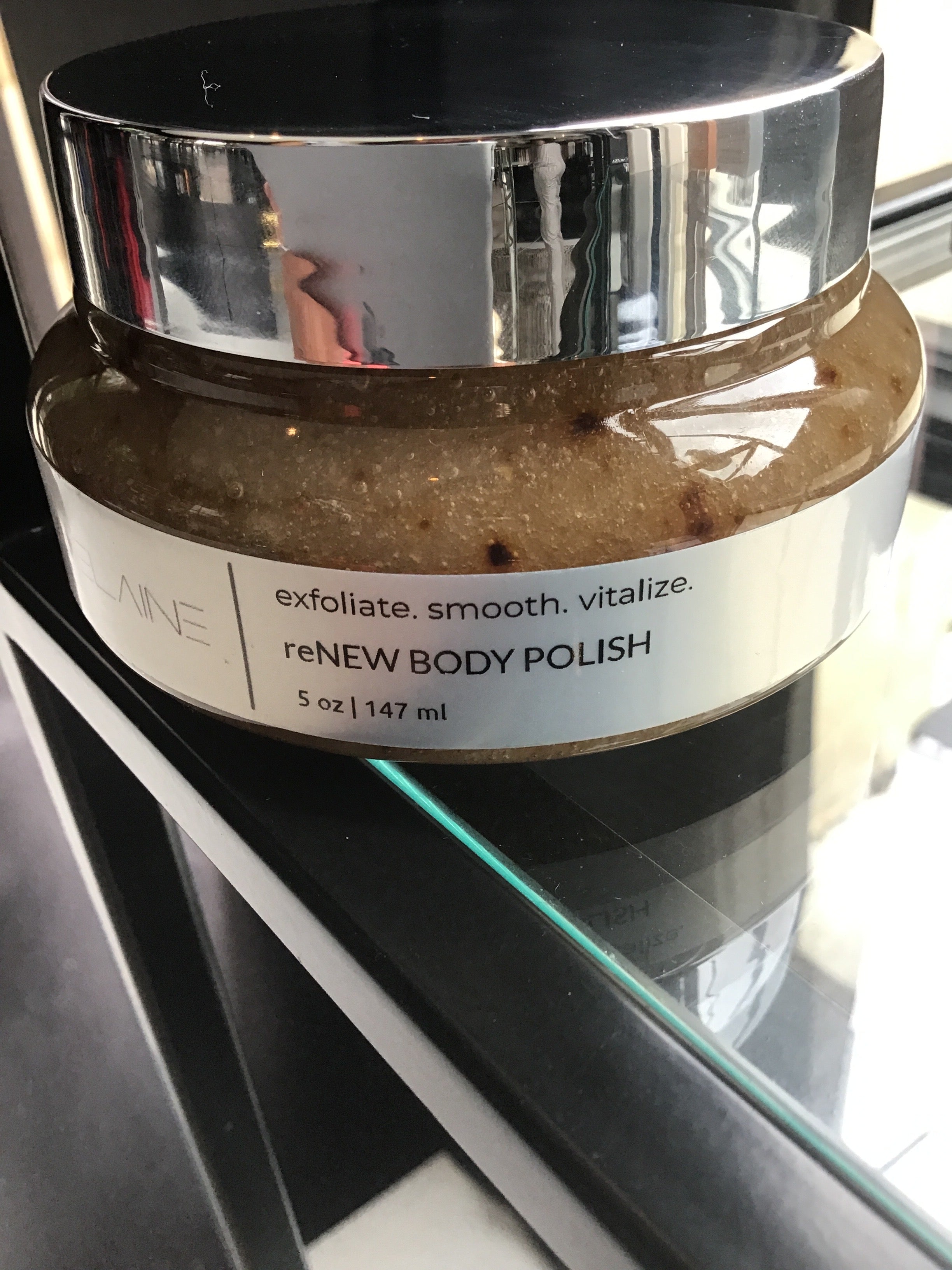 reNEW BODY POLISH